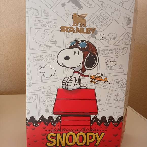 Stanley Snoopy Red and White Drinkware - Picture 2 of 3